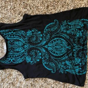 Women top sleeveless good condition